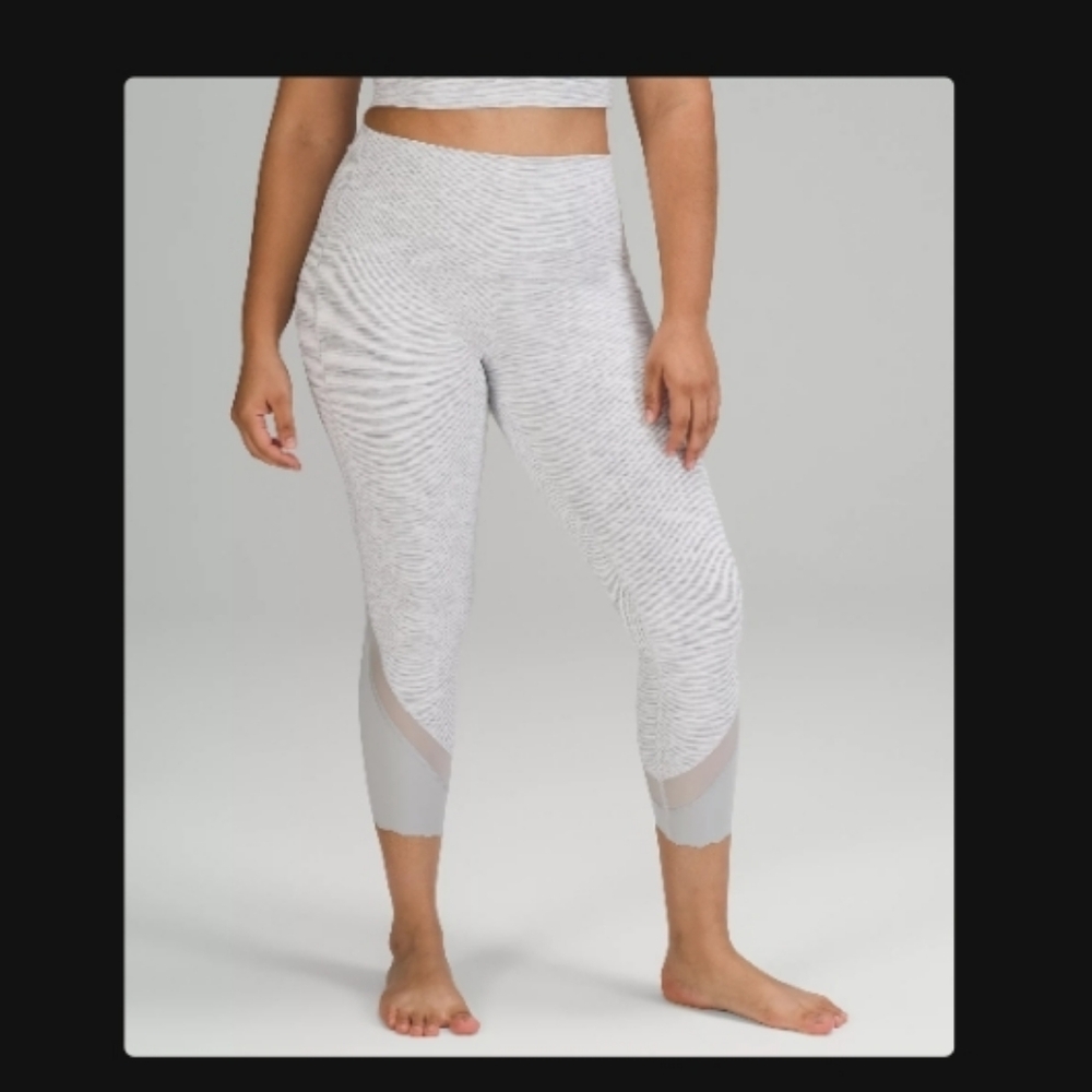 Lululemon Wunder Under Scalloped Hem High Rise Cropped 23" Leggings